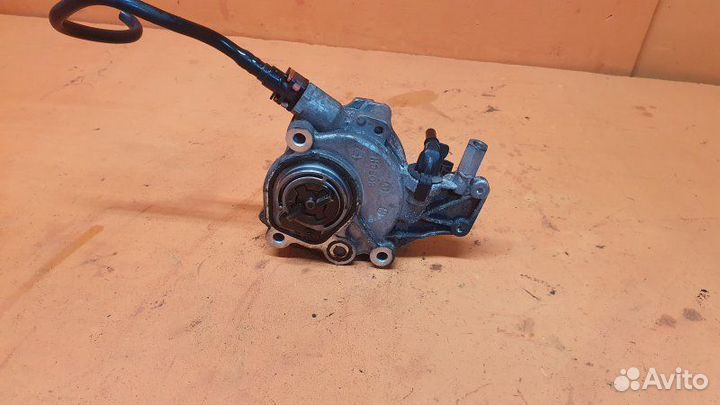 Вакуумный насос Land Rover Freelander LR2 2.2 2007