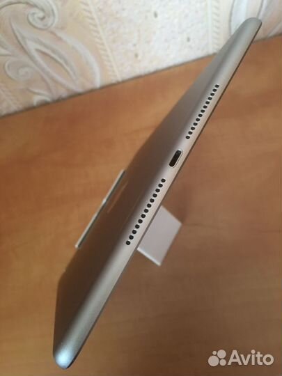 iPad 6 (2018) / Sim / 32 гб