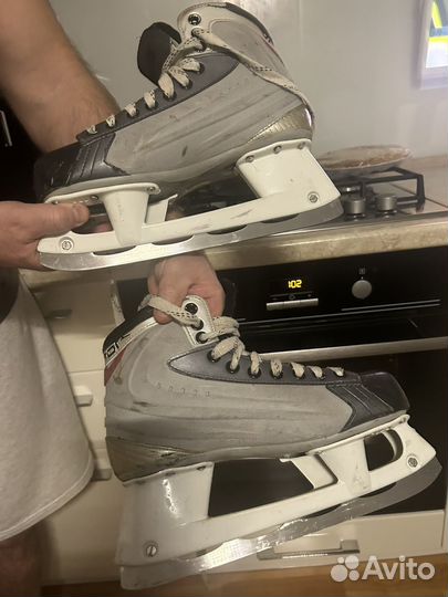 Коньки хоккейные бауер