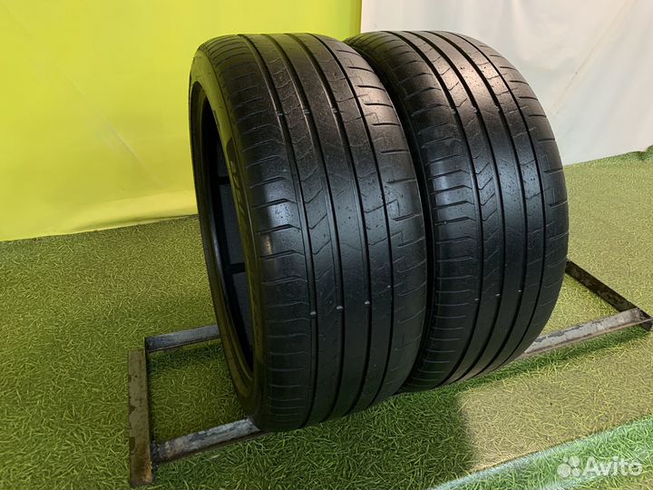 Pirelli P Zero 275/40 R22