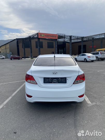 Салон hyundai solaris