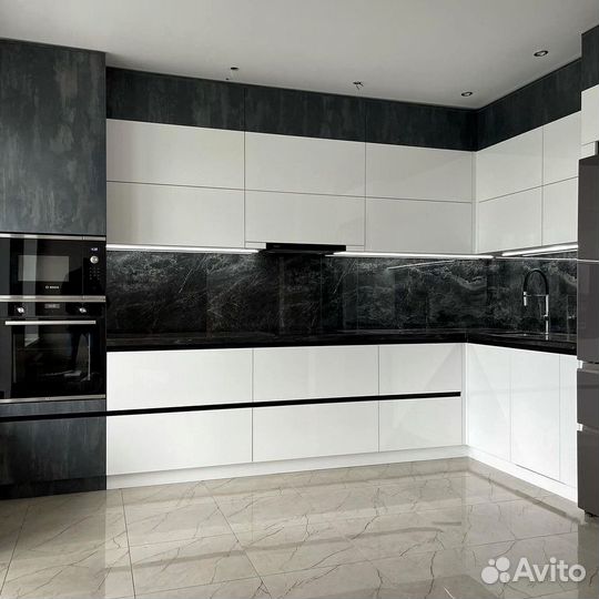 Кухонный гарнитур 