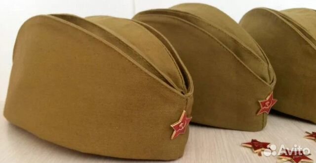 Военная пилотка с красной звездой защитного цвета