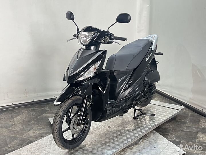 Максискутер Suzuki Address 110