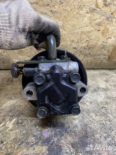 Насос гур hyundai sonata G6BA