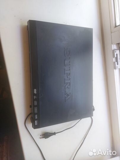 DVD проигрыватель supra DVS-112X