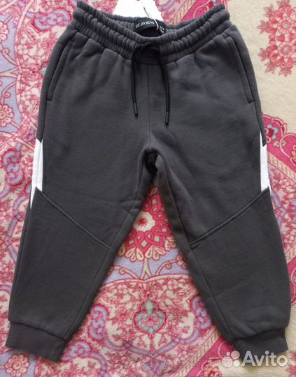 Шапка р.51-52(3-5лет), Штаны p.116(5-6лет)