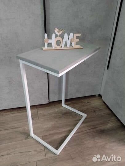 Прикроватный столик для ноутбука