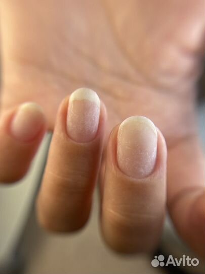 Модель на маникюр с покрытием