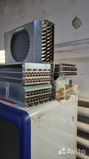 Стекла, Конденсаторы и Корпуса