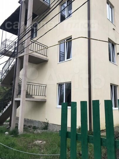 Коттедж 300 м² на участке 3 сот.