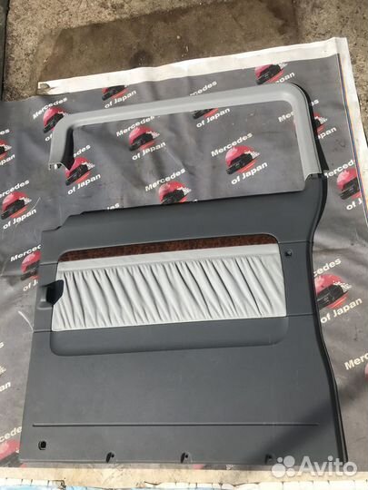 Обшивка сдвижной двери правая w639 Mercedes Benz