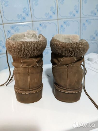 Ботинки женские