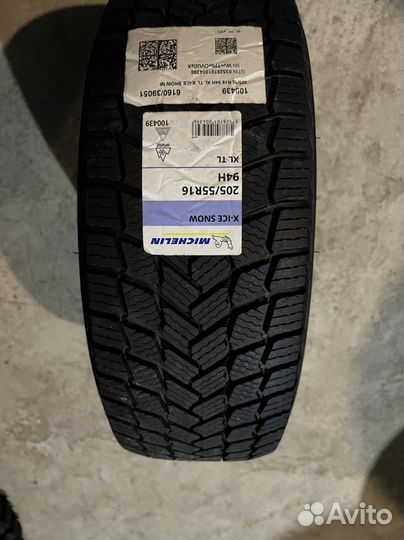 Michelin X-Ice Snow 205/55 R16 94H