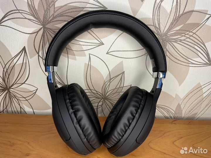 Беспроводные наушники hiper новые