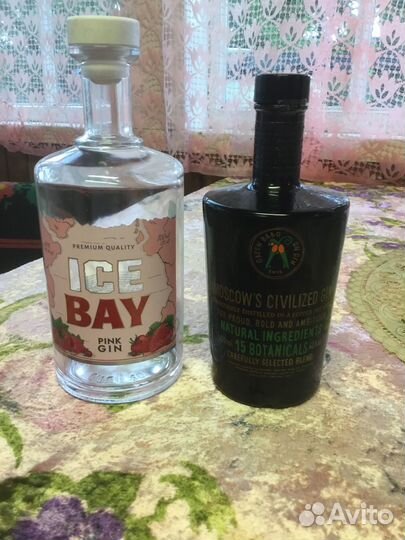 Бутылки из-под виски