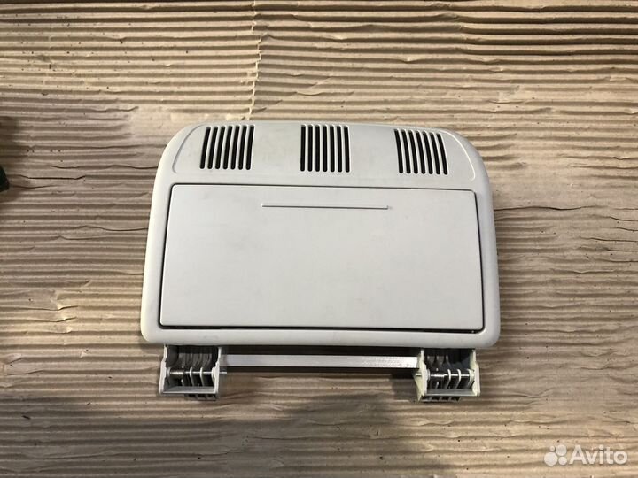 Очечник Skoda Rapid