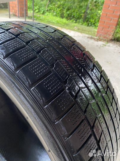 Dunlop Graspic DS3 235/45 R18
