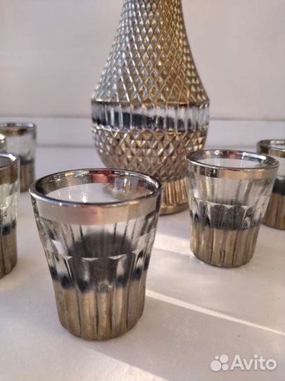 Графин с рюмками