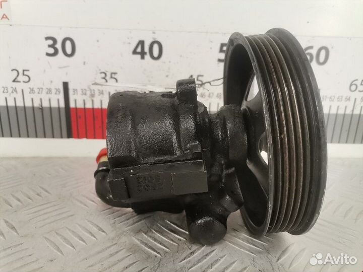 Насос гидроусилителя руля Opel Omega B 1998