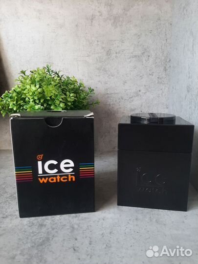 Оригинальные часы ICE-watch