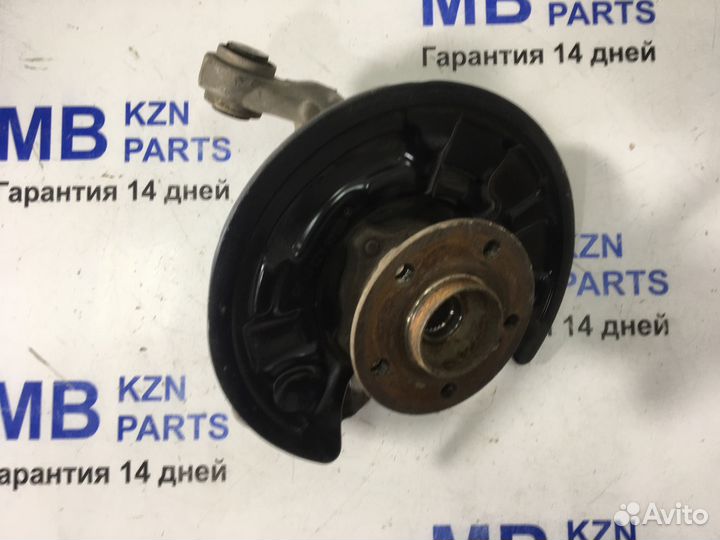 Кулак Mercedes x156 w117 01072