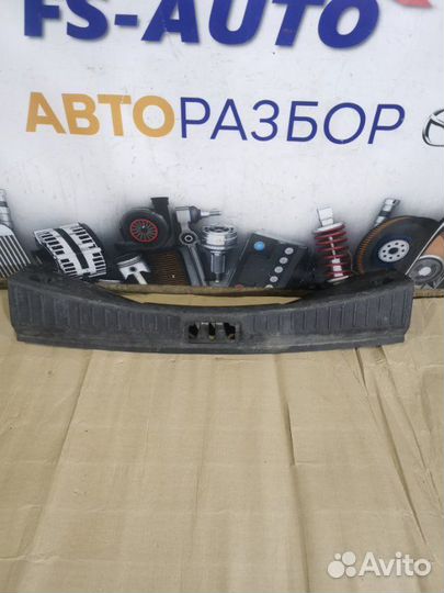 Накладка замка багажника Ford Kuga 2 SUV 1.5L M9MD