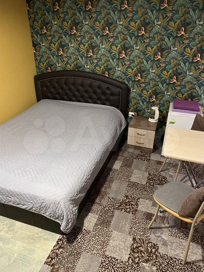 Комната 15 м² в 5-к., 1/4 эт.