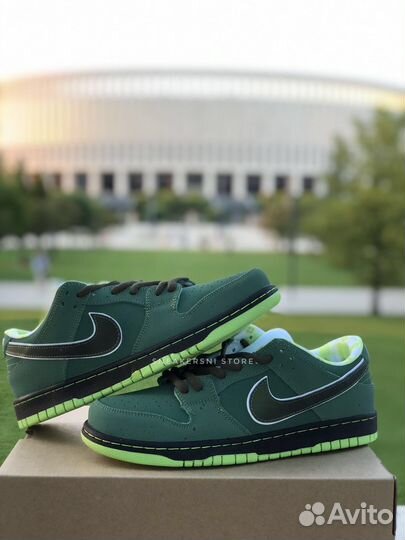 Кроссовки nike sb dunk low green lobster