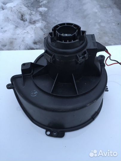 Вентилятор отопителя Opel Astra H на запчасти