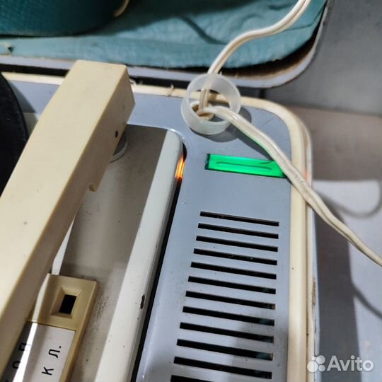 Проигрыватель пластинок Электрофон Юность