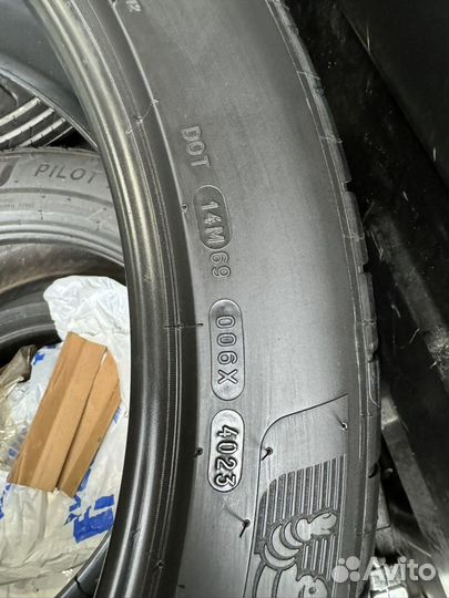 Michelin Pilot Sport 4 S 325/35 R23 115Y