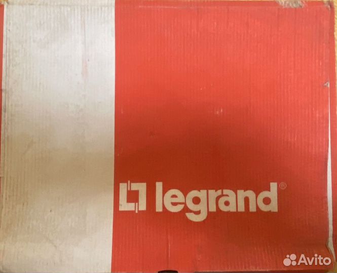 Напольный лючок Legrand 16мод. гл.65мм под покрыти