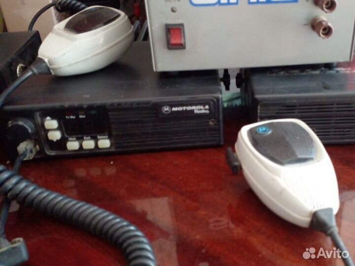 Автомобильная рация моторола