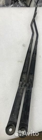 Рычаг щетки Suzuki Grand Vitara JT J20A