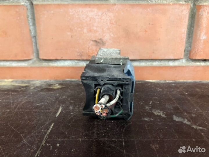 Реле свечей накала Nissan Juke 1