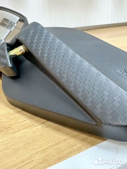 Зеркало заднего вида на электровелосипед