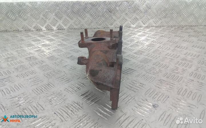 Коллектор выпускной Peugeot 307 2001