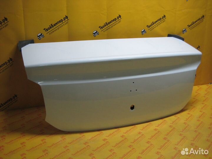 Крышка багажника Renault Logan 2013 цвет белый