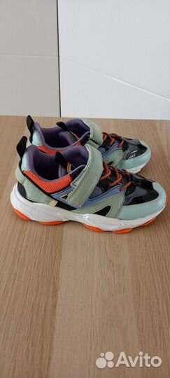 Кроссовки детские