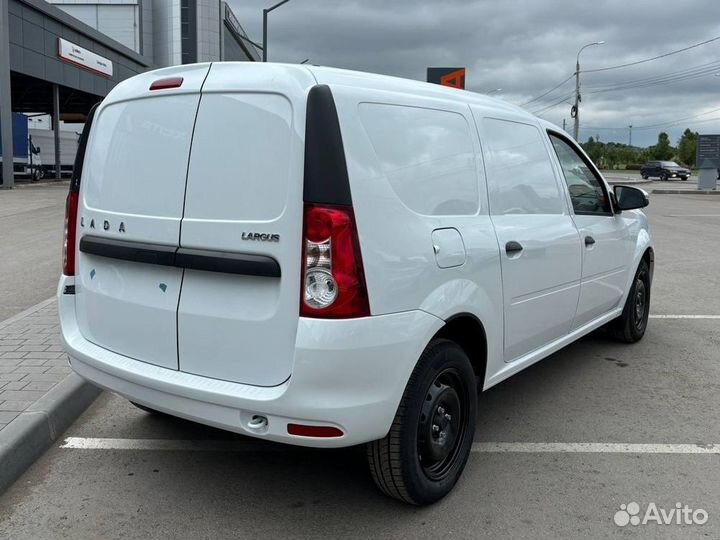 LADA Largus 1.6 МТ, 2024