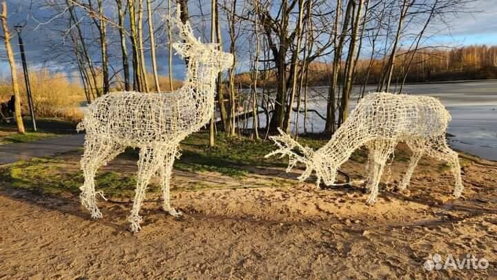 Новогодний олень светящийся уличный