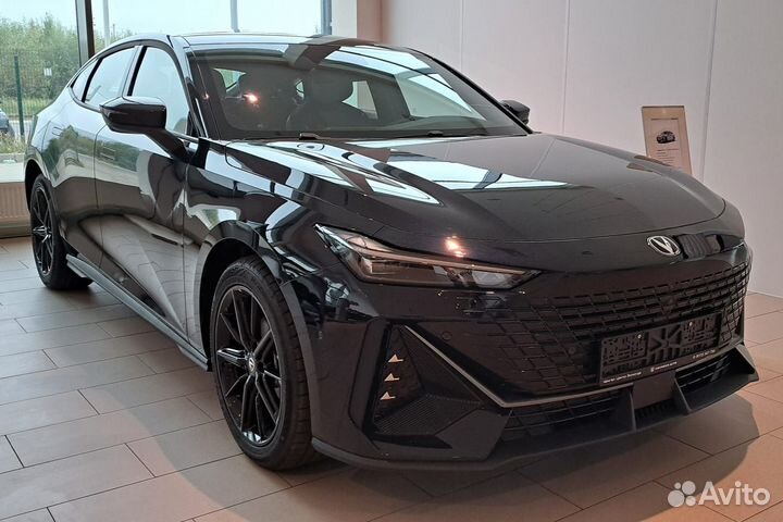 Changan UNI-V 1.5 AMT, 2023