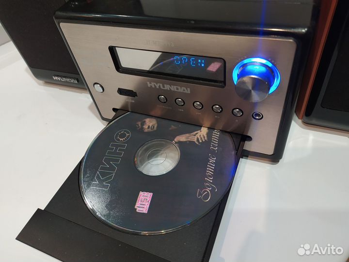 Музыкальный центр