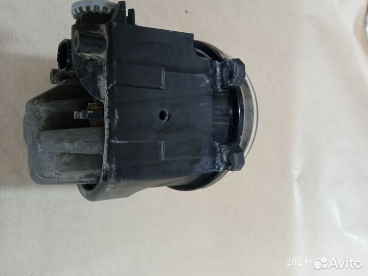 Land cruiser 200 птф правая противотуманка