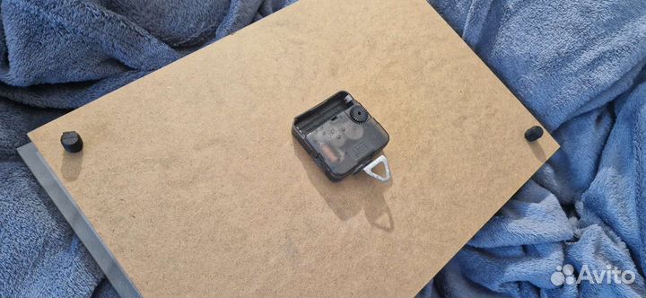 Часы настенные на батареке