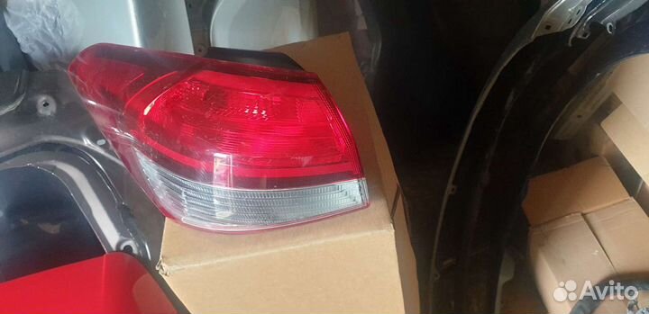 Задний фонарь