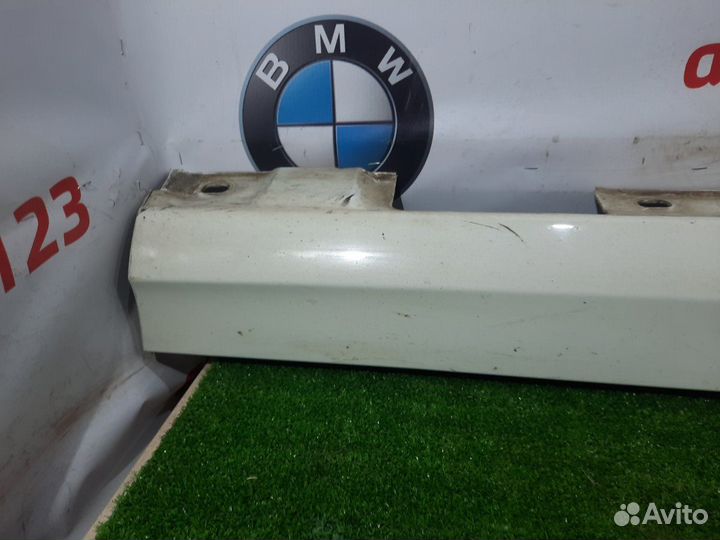 Накладка на порог правая Mercedes C200 W204