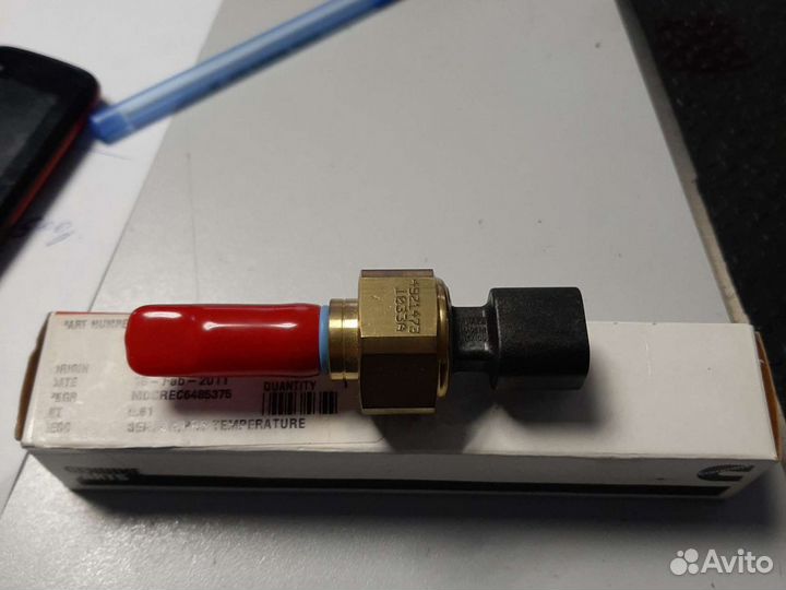 Датчик давления и темп надува ISX cummins 4921473