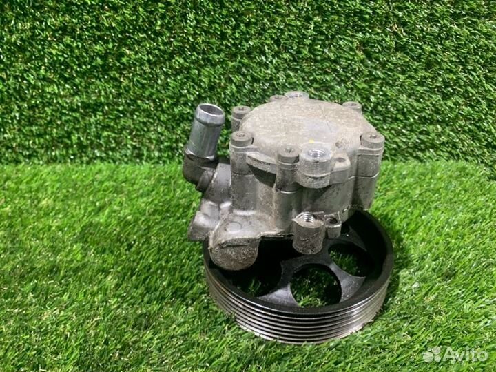 Насос гидроусилителя Renault Duster